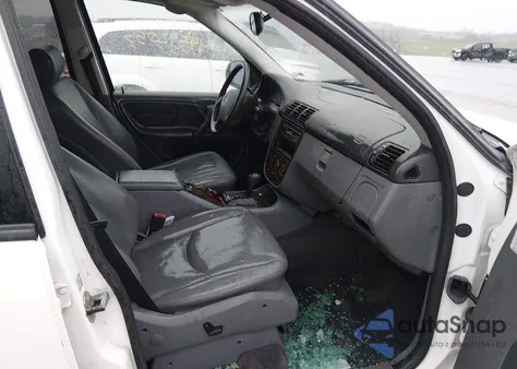 1999 Mercedes-Benz Ml 320 из США, поврежденный, VIN 4JGAB54E3XA127245